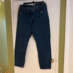 Wrangler Men's Relaxed Fit Dark Blue Jeans